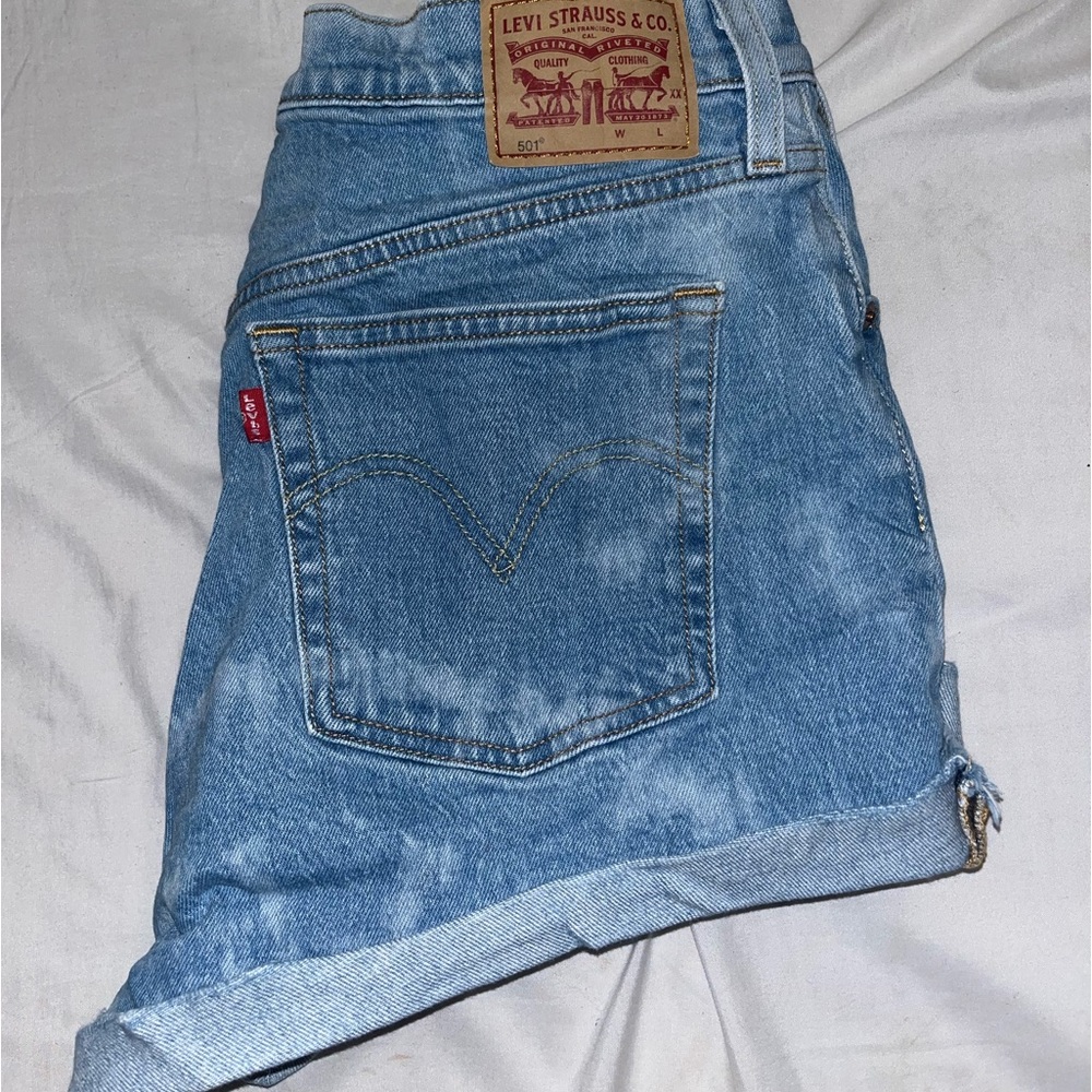 Levi’s Women’s Blue Denim Shorts